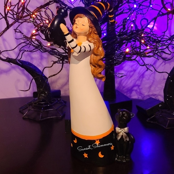 13" Halloween Witch With Mama Black Cat & Baby Kitten Figurine Statue Decor New - Picture 2 of 11